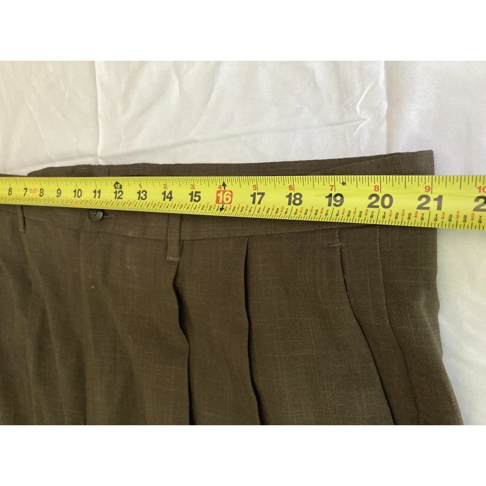 Claiborne Dress Pants Men 42x29 Brown Stretch Herringbone Pleated Cuffed NWT